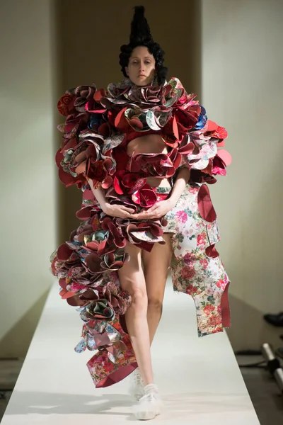 Look 1